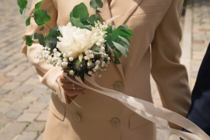 Romantisch und persönlich: Ideen für eine kleine standesamtliche Hochzeit 💍