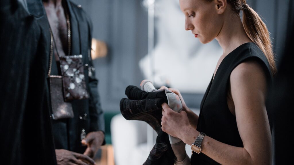 Die Geschichte der Pariser Fashion Week: Von den Pariser Modesalons zur globalen Fashion-Ikone 2 pexels ron lach 7779760 edited